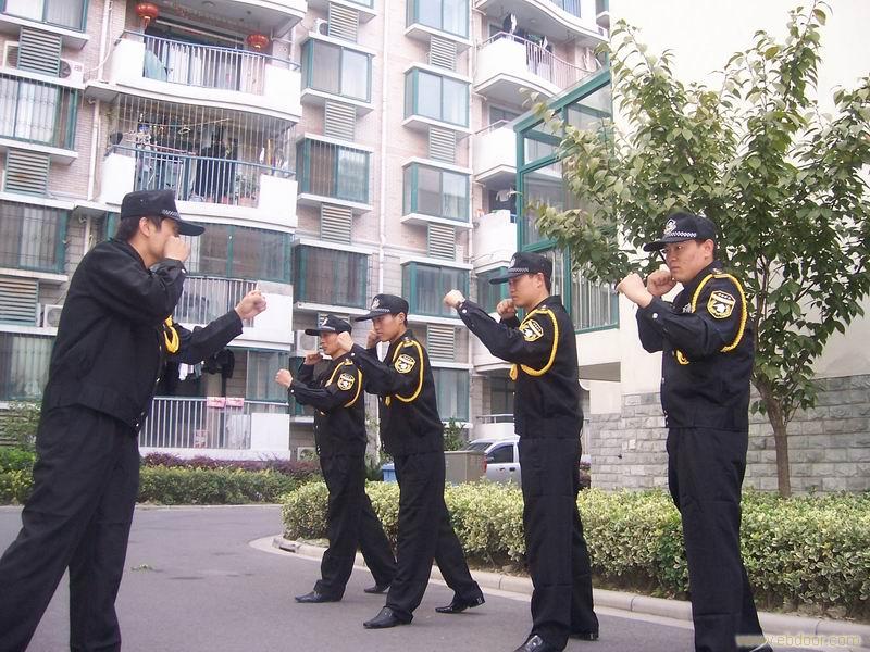 淺談保安人員在物業管理服務中應該遵守的基本原則