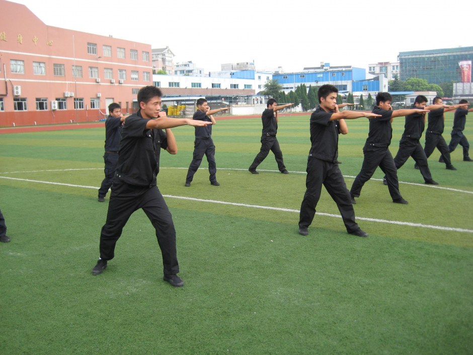 深圳保安遇到緊急與意外事故應(yīng)當(dāng)如何處理